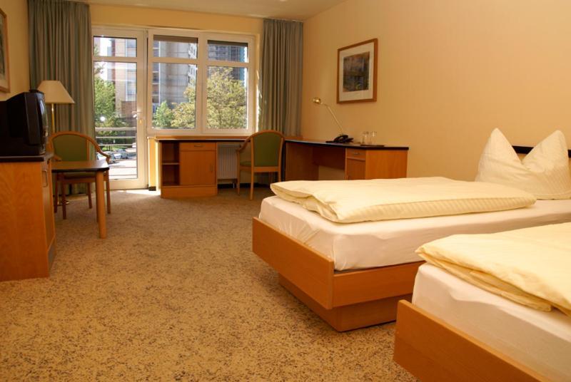 Hotel Am Weberplatz Dresden Buitenkant foto